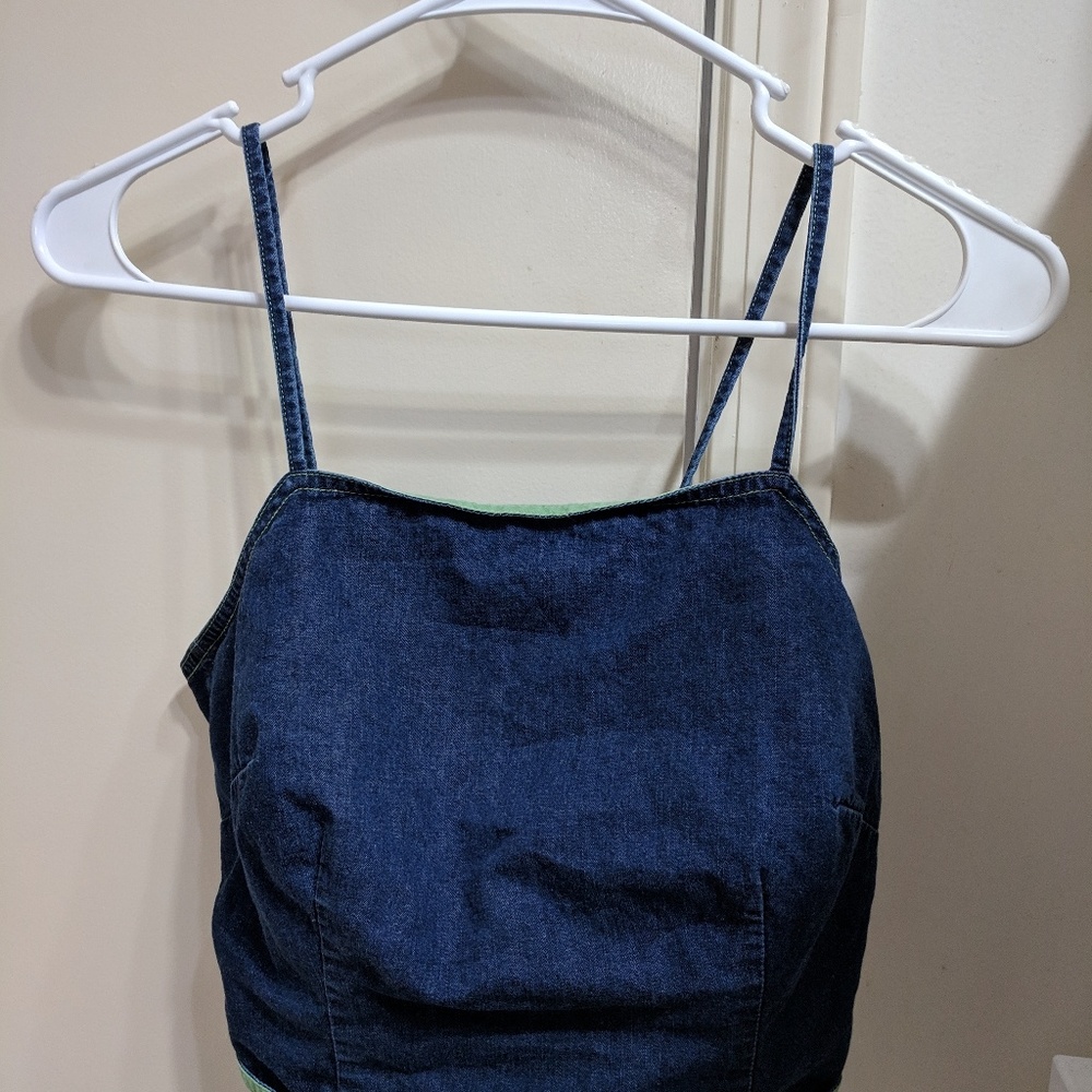 Ann Taylor cropped back tie top